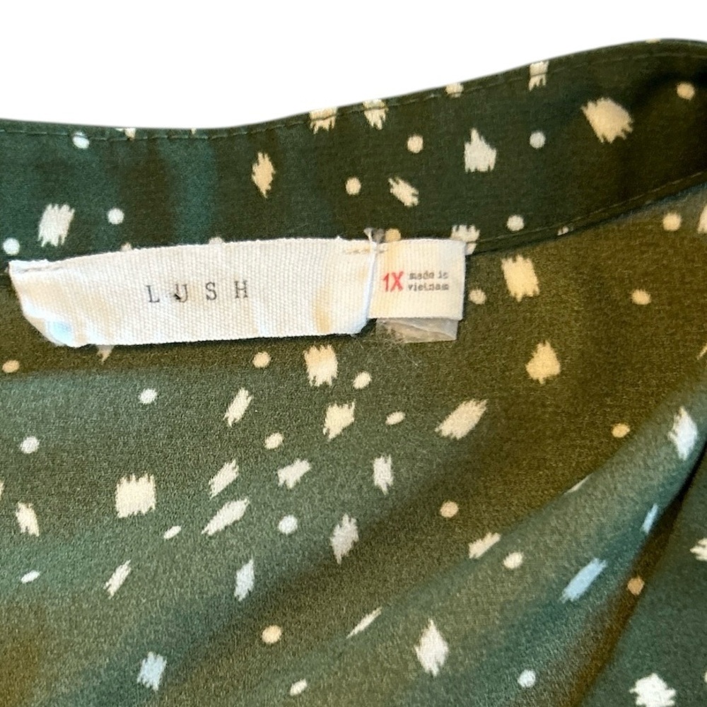 Lush Warren Split Neck Blouse Green Background Wi… - image 5